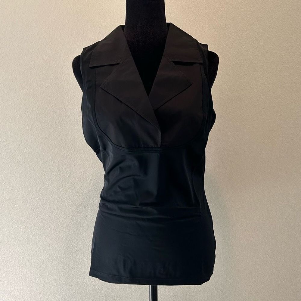 NWT Small Undercover Agent Sleeveless Black with collar